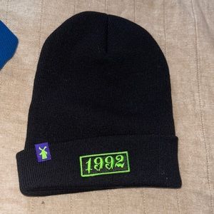 DUTCH BROS BEANIE